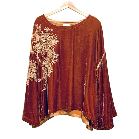 Sundance Rust Velvet Tunic with Cream Embroidery - Picture 2 of 13